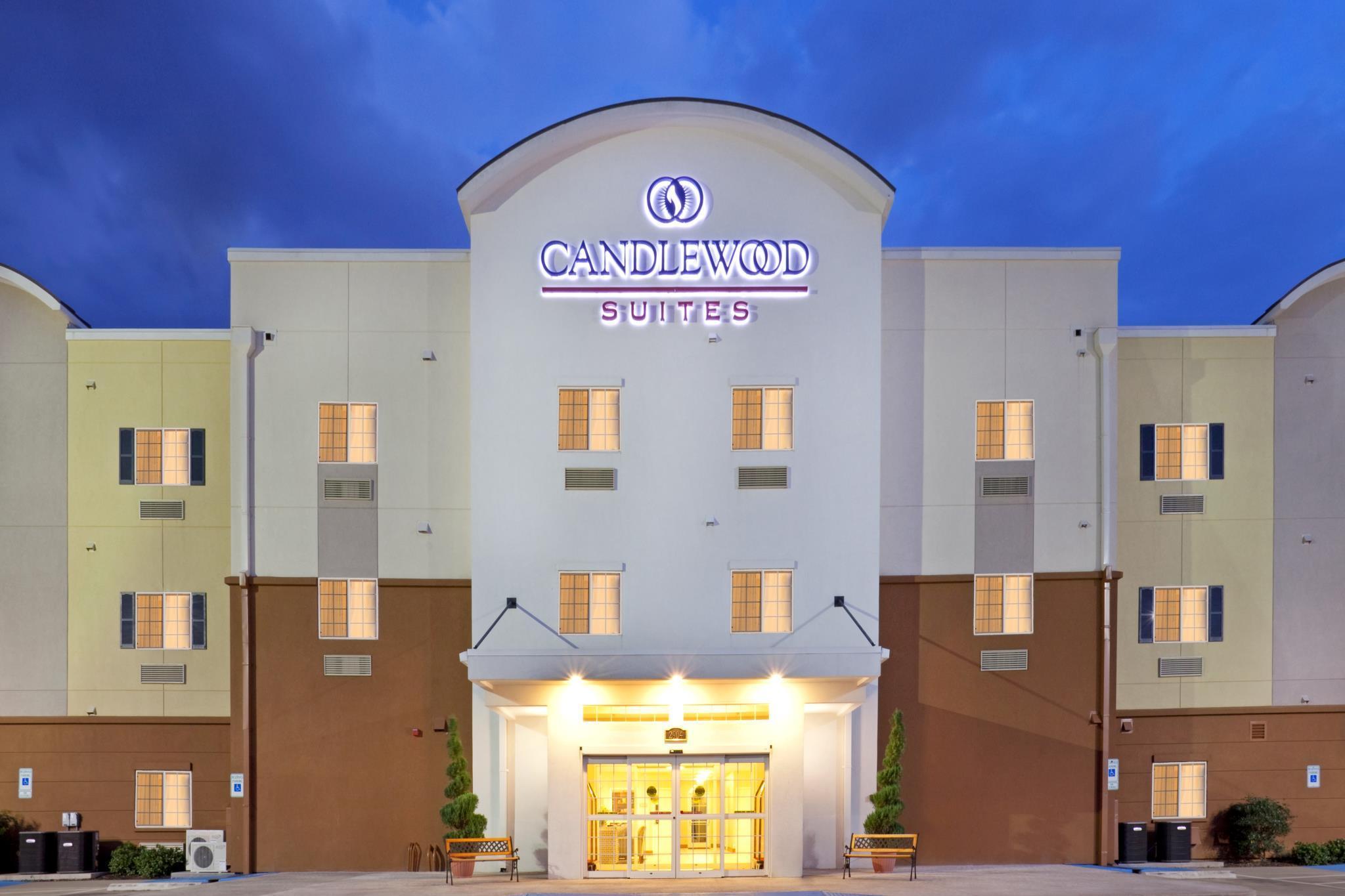 Candlewood Suites York By Ihg Esterno foto
